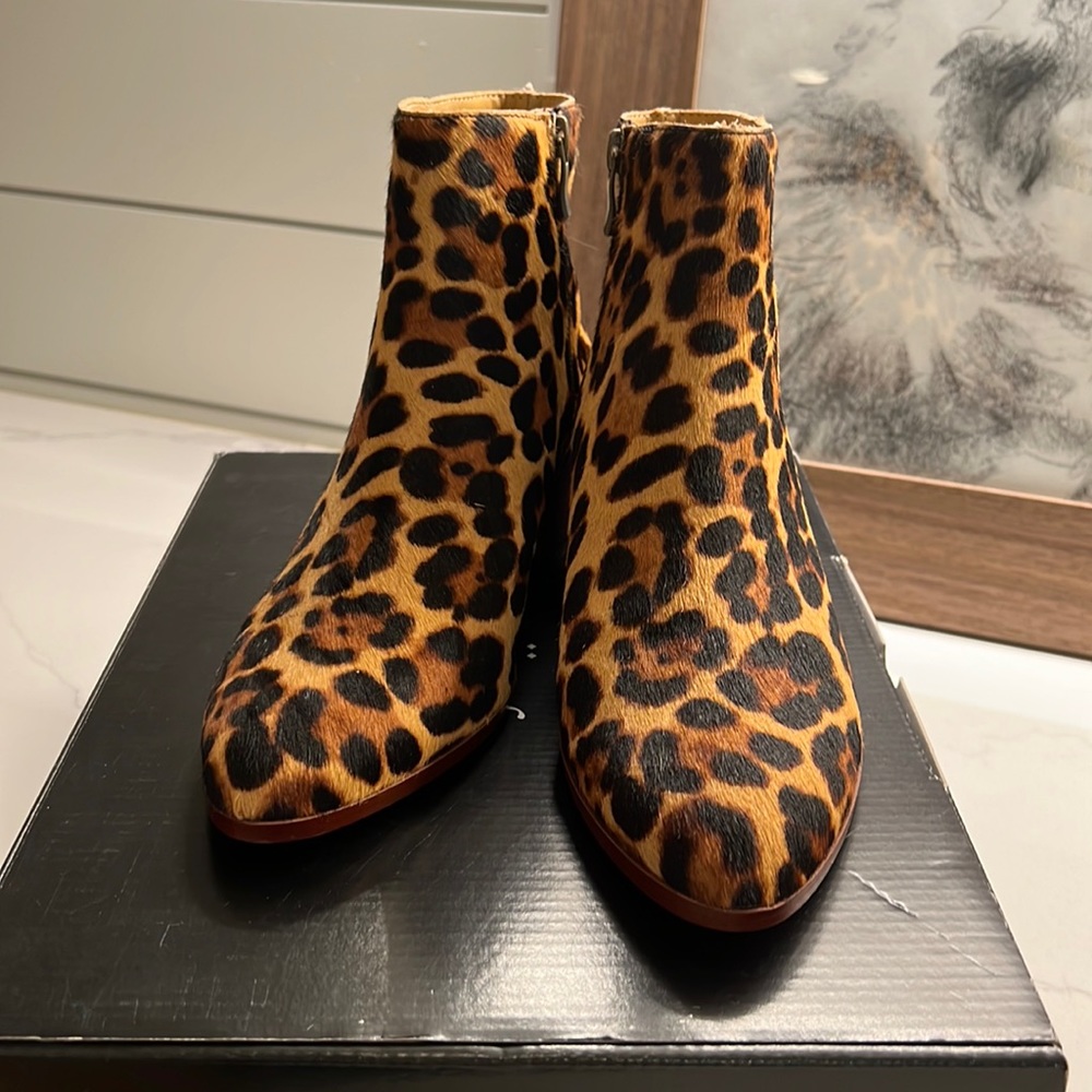 Jcrew Factory Walker calf hair boots, size 6, never worn